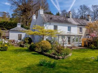 3 Bed in Llangorse BN331 - Cathedine - 0