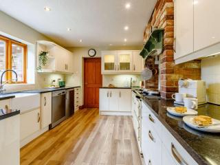 6 Bed in Lyme Regis 80470 - Axminster - 7