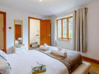 6 Bed in Lyme Regis 80470 - Axminster - 1
