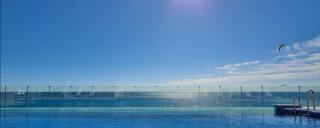 Estepona Port Apartment beach from with pool - 4