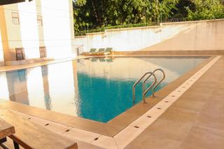Stunning 2 Bedroom Riverside - 3