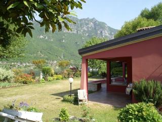 Idyllic cottage next to the beautiful Lake Idro - Crone - 3