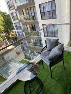Stunning 2 Bedroom Riverside - Nairobi - 9