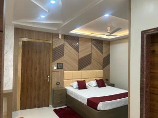 evara inn - - 7