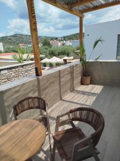 Azzure Luxury Suites - Potos - 8