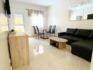 EHD103 Appartement Chloe 1 chambre á Almadies2 - Cité Kalia Zac Mbao - - 0