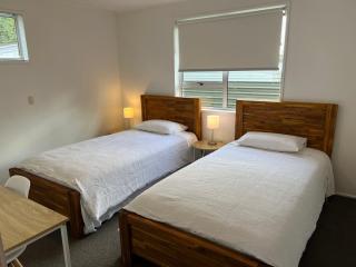 Palmy Hideaway - Dog Friendly - Palmerston North - 5