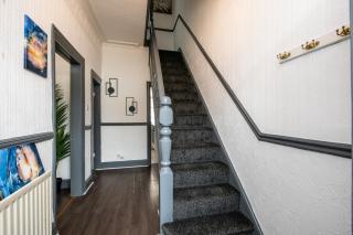 4BR Home in Great Location close to Transport - 9