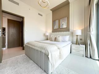 Trophy - Euphoria Eclipse Suite in 29th floor in Burj Royale - Dubai - 7