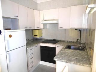 Apartamento con terraza, jardín y piscina comunitaria a 200m de la playa en Sant Carles - ES-228-130 - Llança - 1