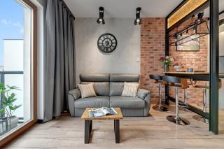 Zajezdnia Wrzeszcz Near Sea & Beach by Downtown Apartments - Danzig - 3