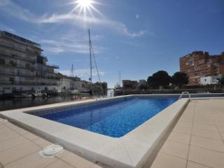 Apartamento Tranquilo en Rosas con Piscina, Parking y Cerca de la Playa de la Rubina - ES-258-86 - Roses - 1
