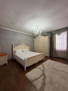 Kyrgyz Villa - Bischkek - 1