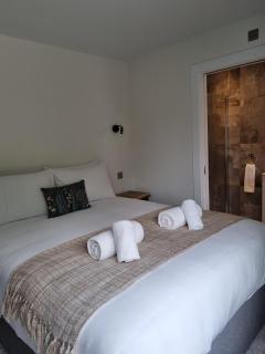 Hidden Acres- Deluxe Double Room - Malahide - 8