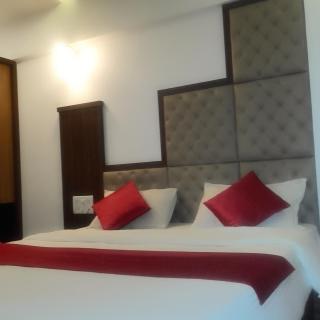 Hotel Shelter Palace - 3