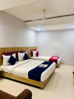 Hotel Suraj Kunj - Indore - 8