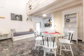 Rondinella by Palazzo Refolo - 0