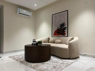 Luxor Apartments & Suites - Indigo - 0