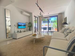 Casa adosada con patio privado ideal para familias - Marbella - 8