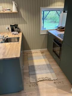 Nyistandsat sommerhus tæt på strand og indkøb - Sønderby - 4