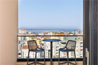 Luxury Penthouse - Bar - 6