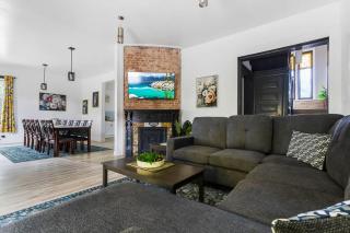 Massive 11BR Home Ideal for Reunions - Niagara Falls - 9
