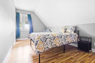 Massive 11BR Home Ideal for Reunions - Niagara Falls - 2