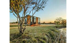 Turtle Island Lakeside Tiny House 2 by Tiny Away - Toogoom - 0