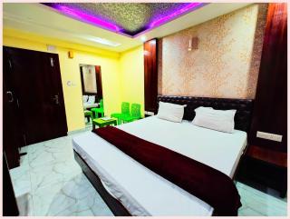 Hotel Arya ! Palace CT Road Puri Near Sea Beach -Spacious and Fully Air Conditioned Rooms - Free Wifi & Parking Facilities - Best Hotel - Puri - 2