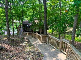 Treetop VIllage Four Seas-2BD3BAIndoor PoolGym- - 9