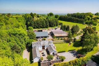 The Willow - Luxury Hideaway - Abergavenny - 0