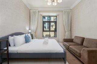 Lux BnB I Souk Al Bahar I Burj Khalifa Views - Dubai - 9