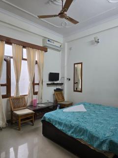 Besillio Grand Hotel & Restaurant - Sundarnagar - 1