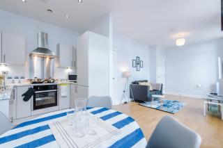 Stylish 1BR Parking & Kitchen Victoria Riverside - Hunslet - 6
