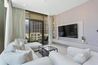 Lavish 1-Bedroom with Burj Khalifa view in Peninsula - 3