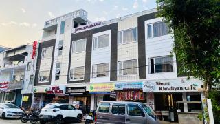 Hotel Suraj Palace - Indore - 3