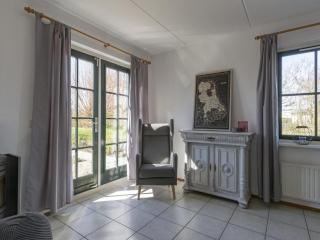 Stylish villa with garden by Belvilla - Callantsoog - 3