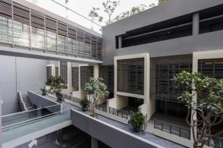 Modern Studio Near Dubai Mall Walk to Dubai Canal - 7