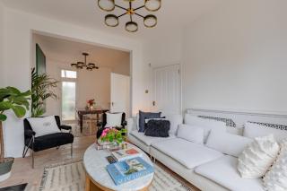 Luxuriously Curated 4BD Home Stoke Newington - 0
