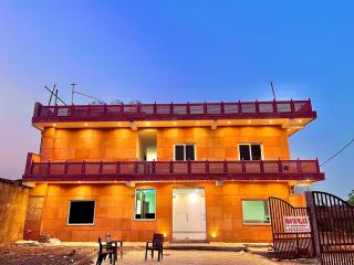 Manya Palace - Orchha - 1