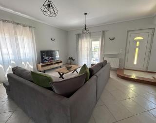 Margaw's Villa 600m from the beach - Peraia - 9