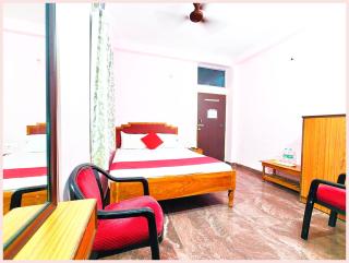 Hotel Planet ! 9 Puri walking Fom Sea beach-hotel Quiet Place with parking near temple-also-Best Hotel in Puri - Puri - 2