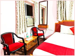 Hotel Planet ! 9 Puri walking Fom Sea beach-hotel Quiet Place with parking near temple-also-Best Hotel in Puri - Puri - 8