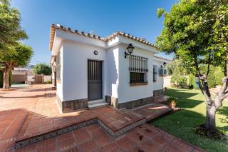 Villa con piscina en Churriana - Málaga - 6