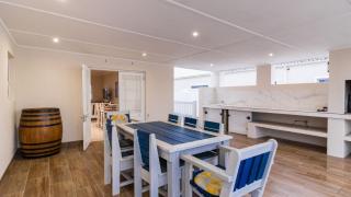 147 Abalone-Inn - Hermanus - 7