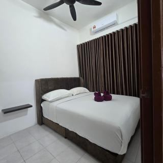 Anjung KLIA No 69 With Neflix - Kampong Besut - 1