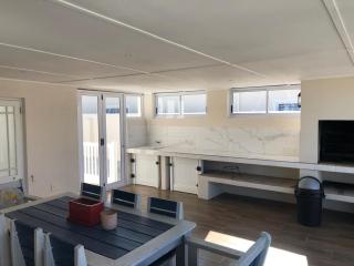 147 Abalone-Inn - Hermanus - 8