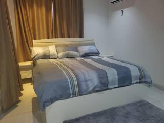 Upgraded 2BD, 2BA Lekki Phase 1 - Lekki - 5