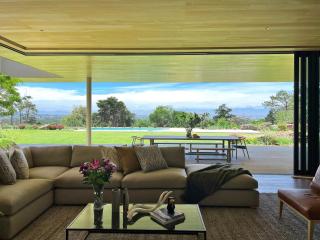 Meadow House - 0