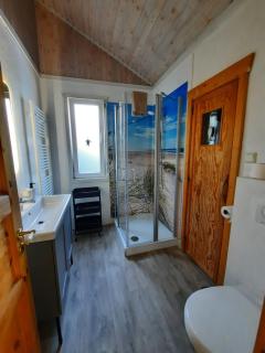 Ferienhaus "Auszeit mit Herz" im Ferienpark Extertal - Kamin, Fass-Sauna, Massagesessel - 1